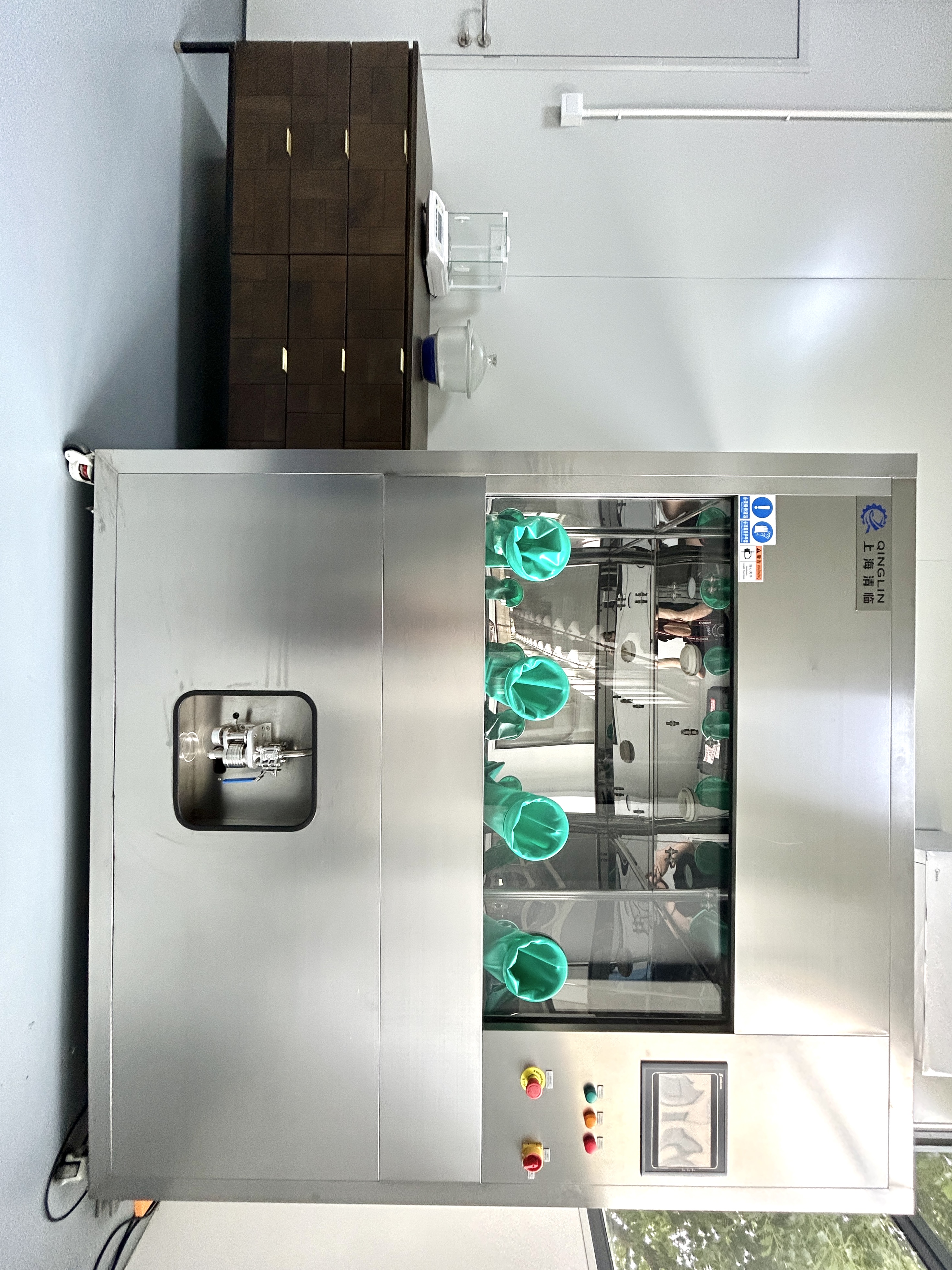 Mesin HEC Bukak Workshop Cleanroom Anyar kanggo Casting Aluminium Presisi Tinggi